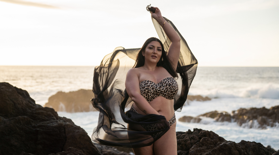 Strandvergnügen ohne Kompromisse: Schöne Bikinis für große Größen