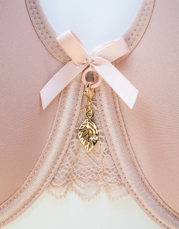 Bra Charm Golden Leaf