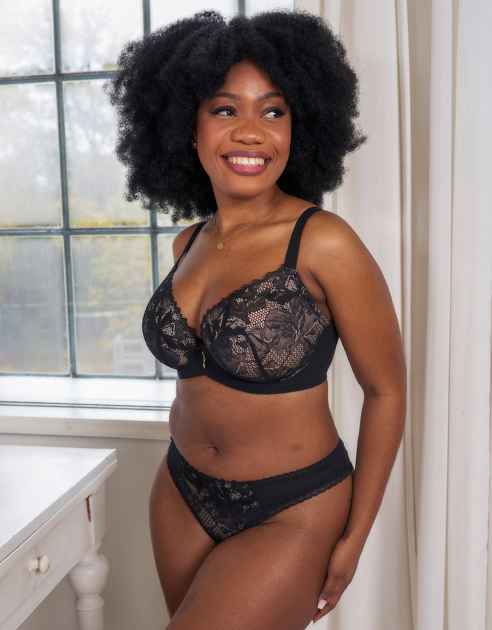 BH "Vienna" black/beige