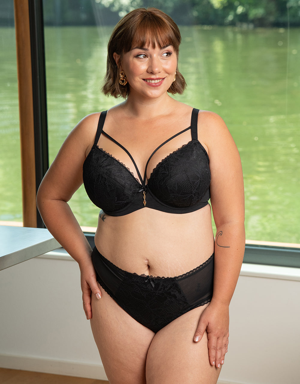 BH "Vienna Strappy" black