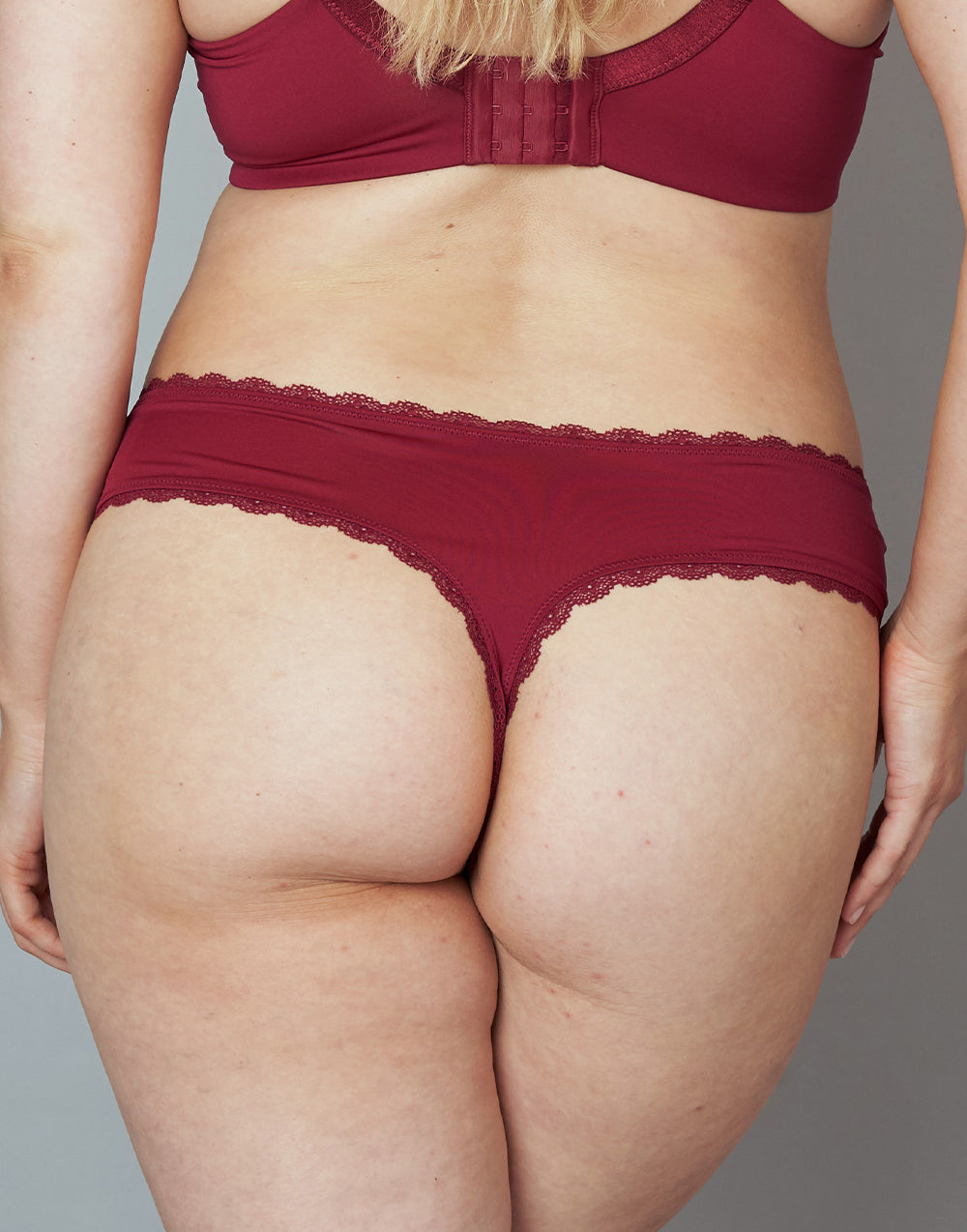 String "Pure Basic" bordeaux