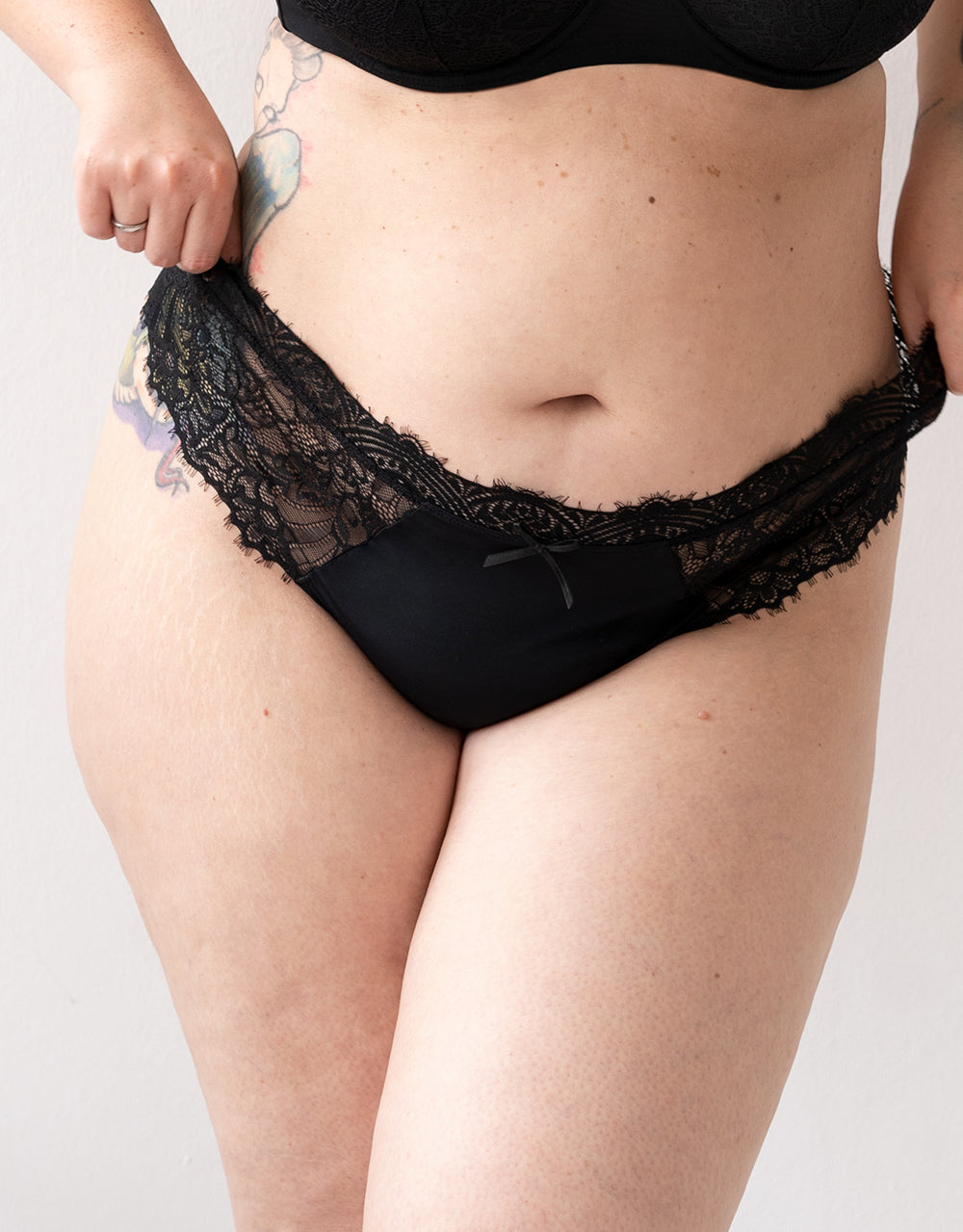 String "Sensla" black