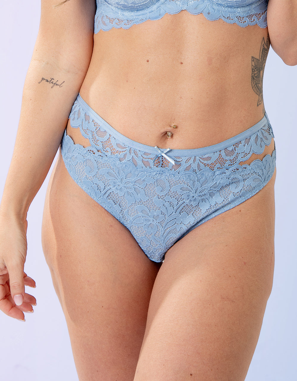 String-Set "True Luna" ombré sky