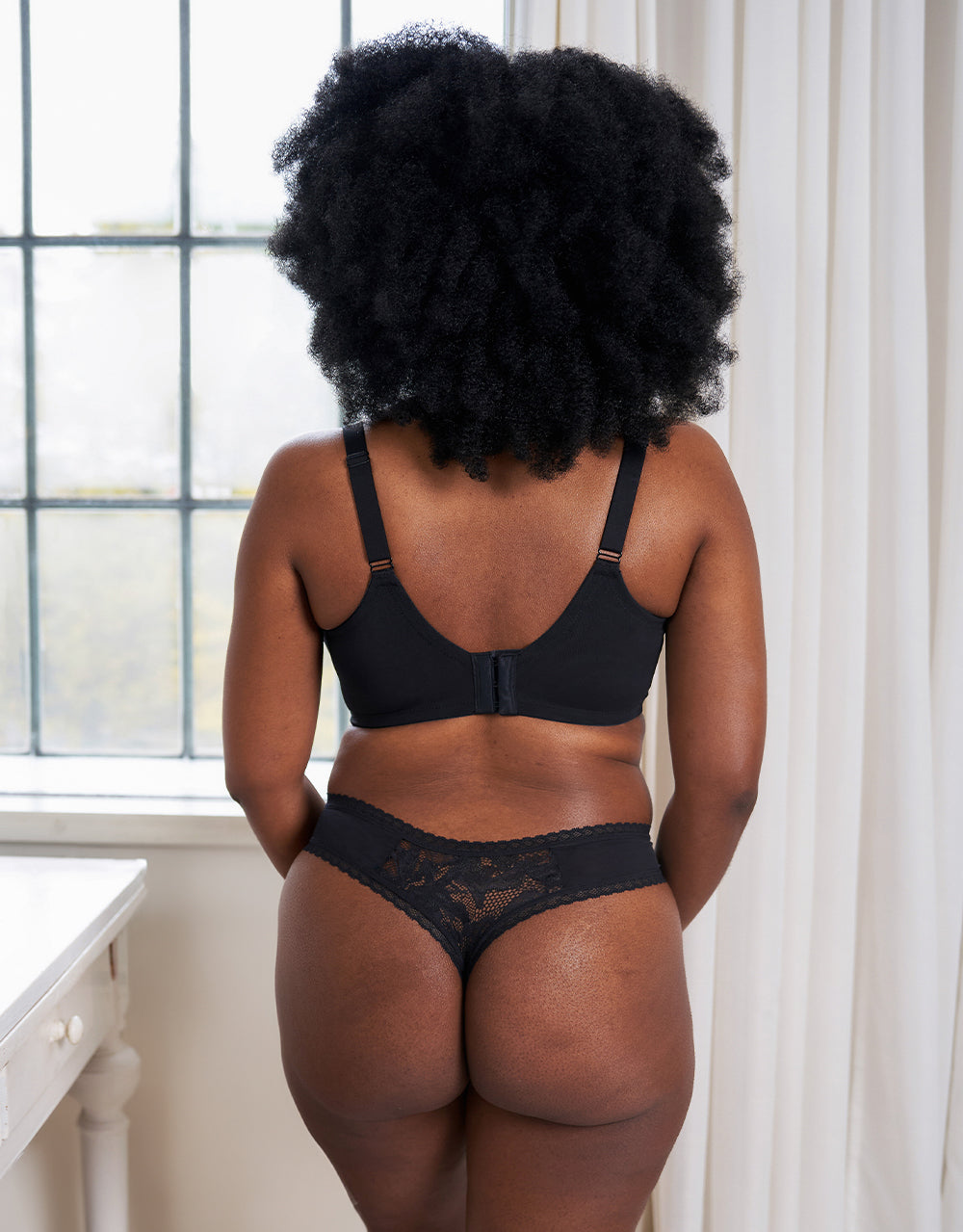 String "Vienna" black/beige