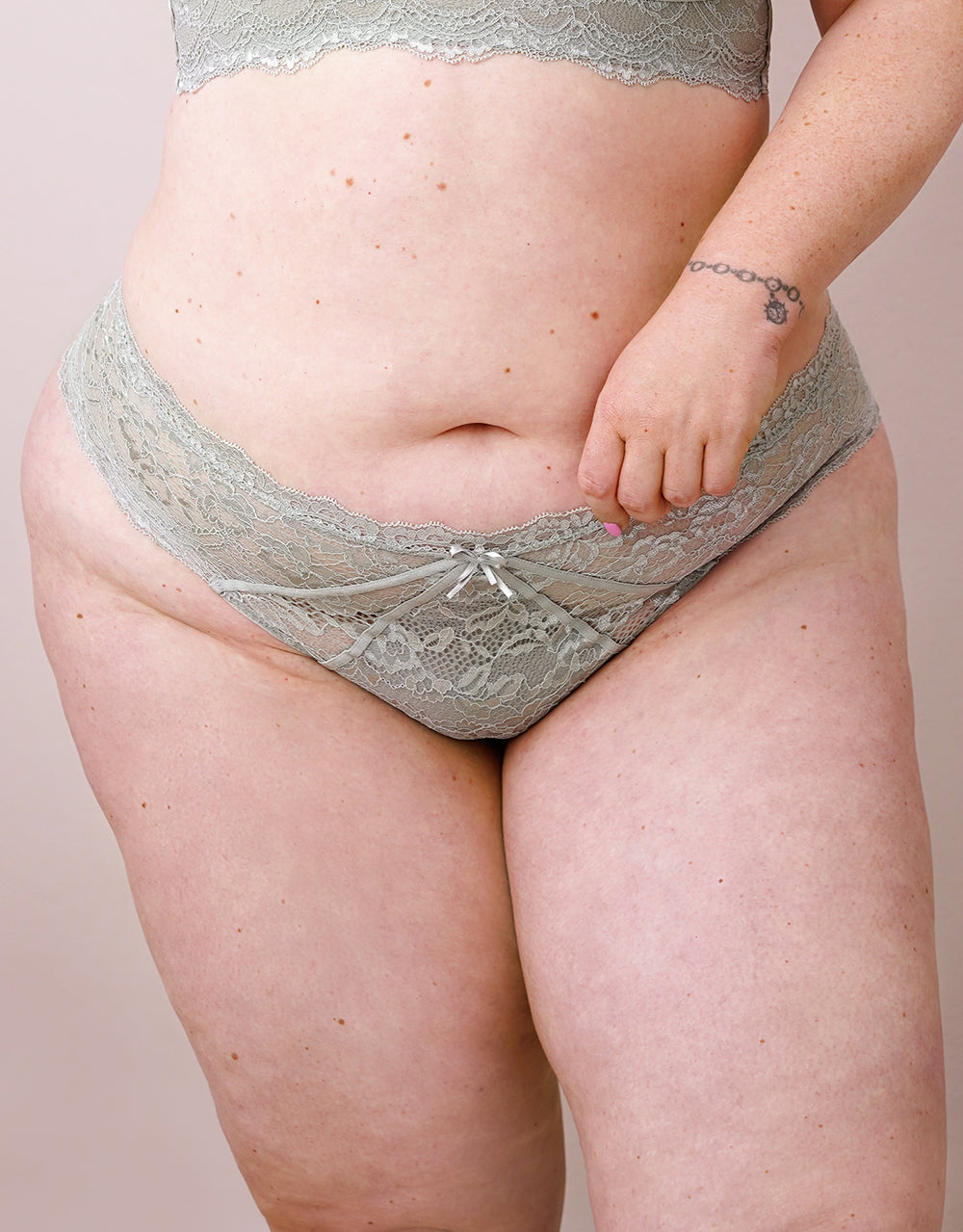 String "Eliana Satin" sagegrey